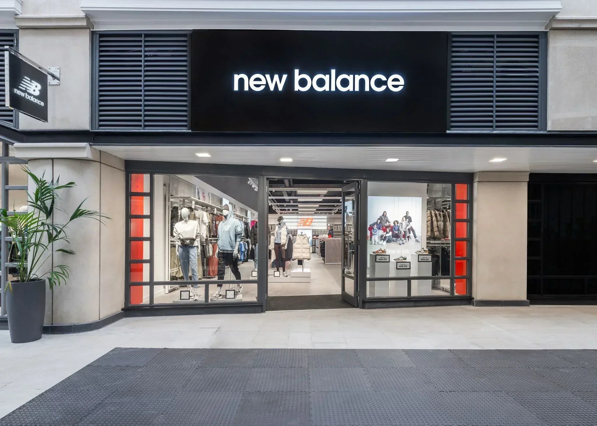 New Balance Portsmouth – Kabelloses SMART Audio System für moderne Ladenbeschallung