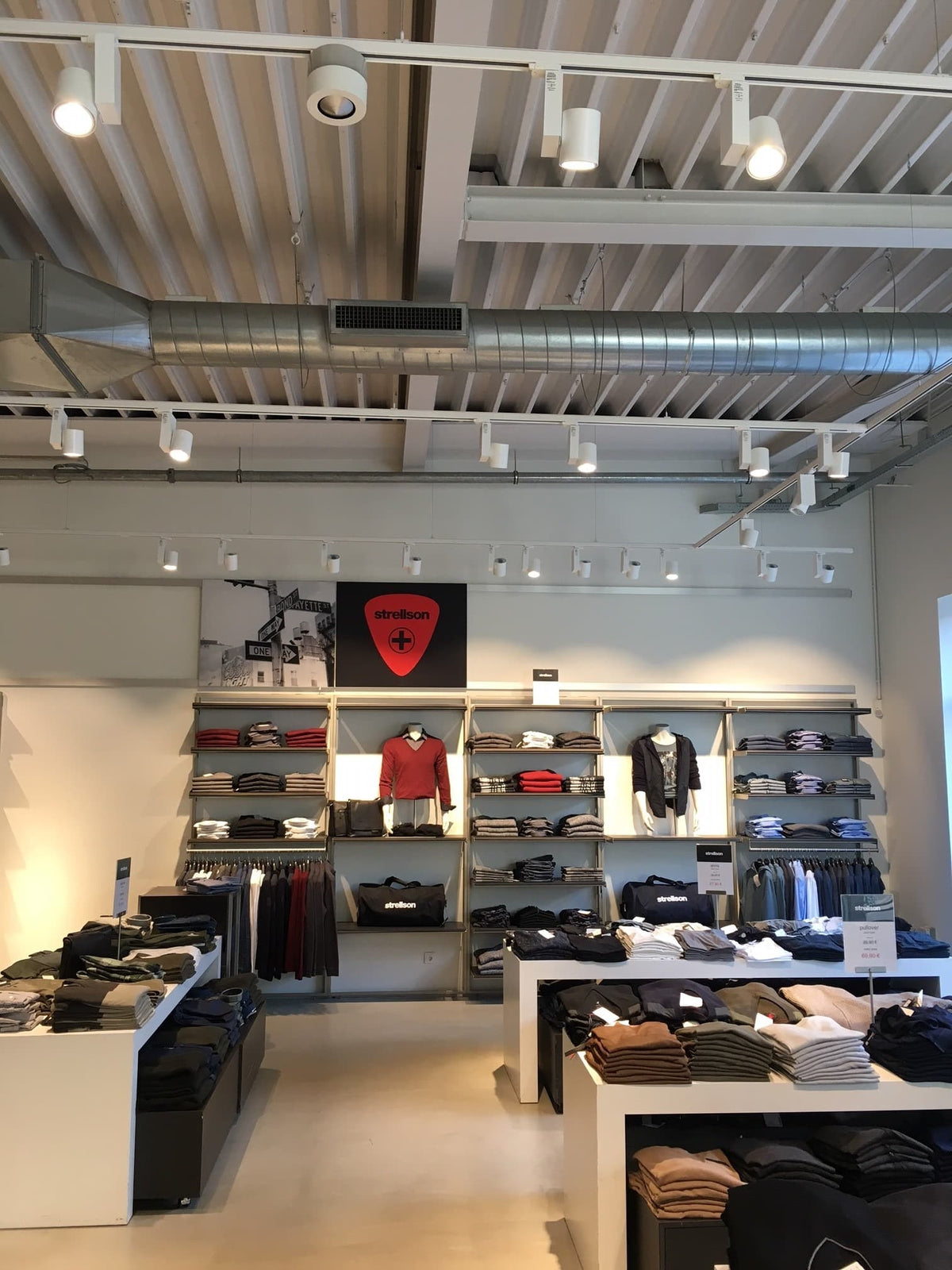 Strellson - Roermond, Niederlande