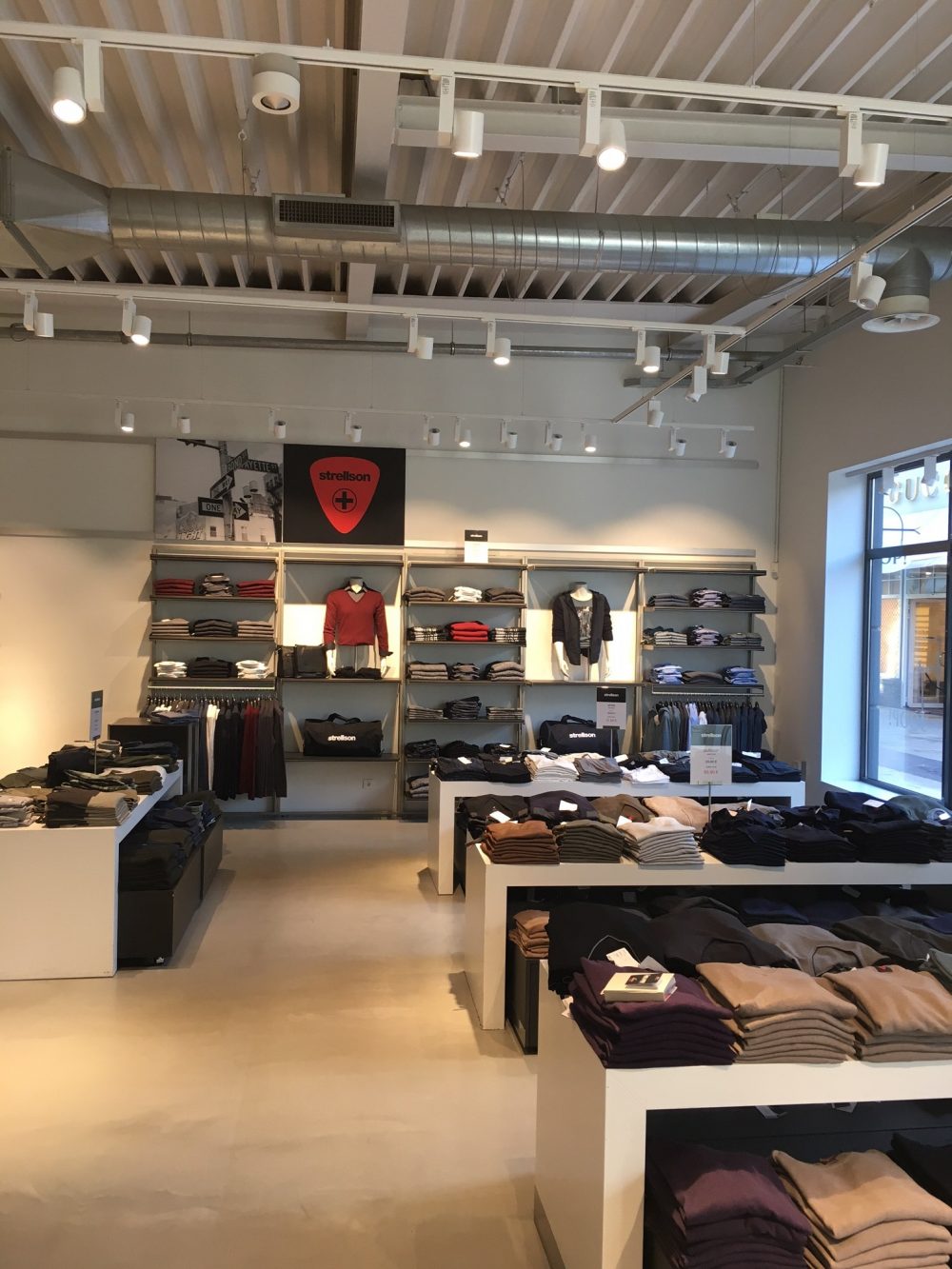 Strellson - Roermond, Niederlande