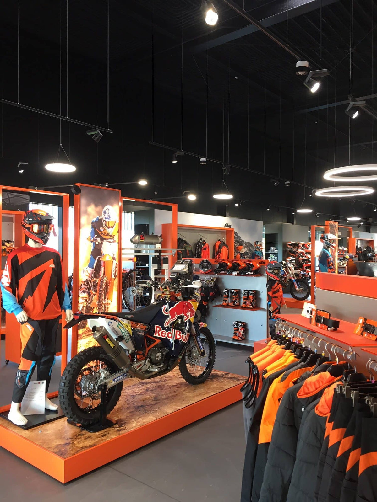 KTM